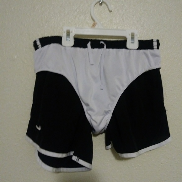 Nike Dri-Fit Black Running Shorts - Picture 6 of 8